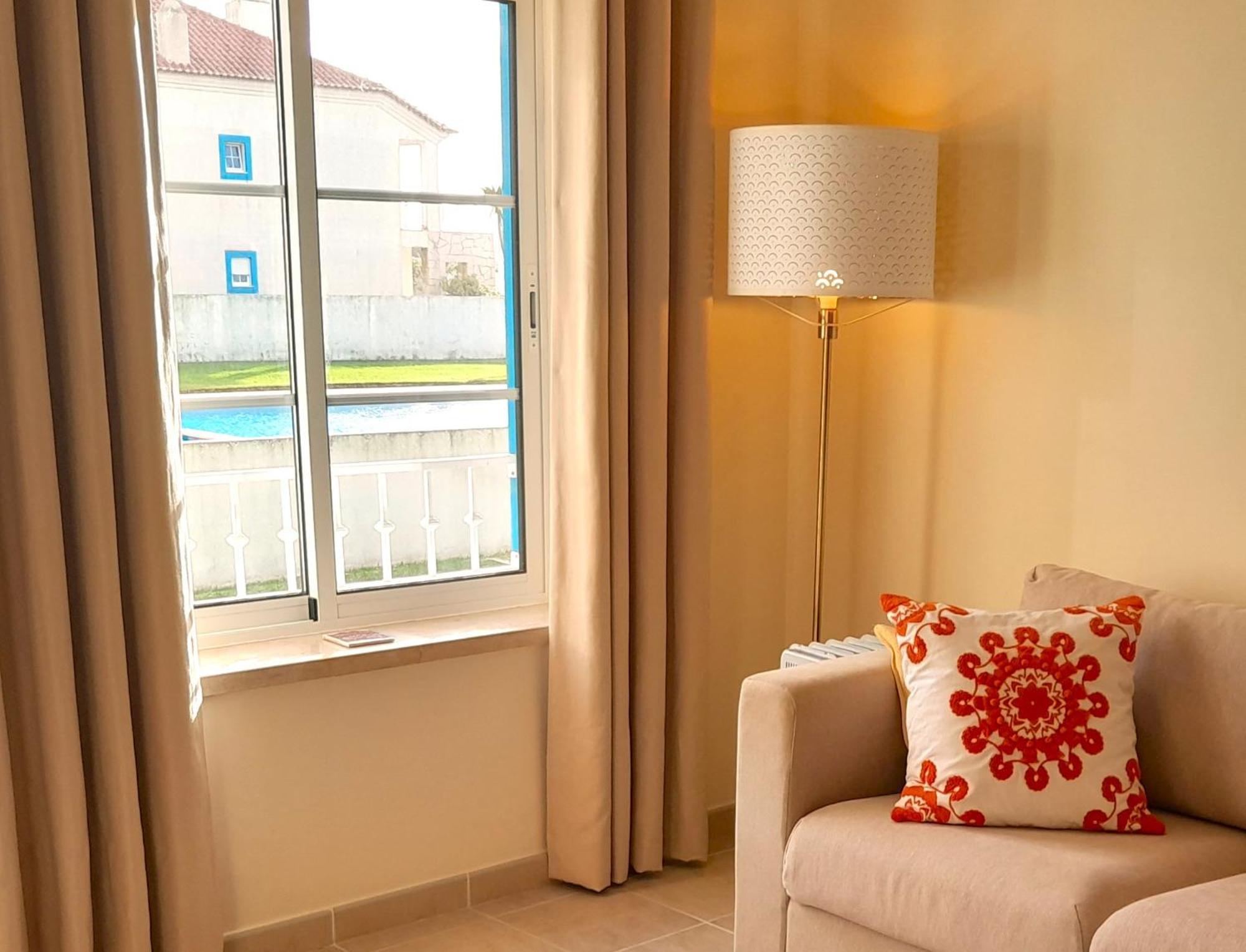 Palmeiras Apartement - T1 Com Piscina Baleal Buitenkant foto